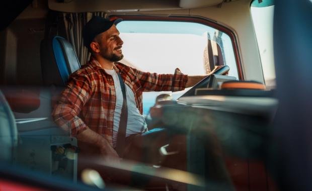 Shipping in Egypt: Advantages and Challenges